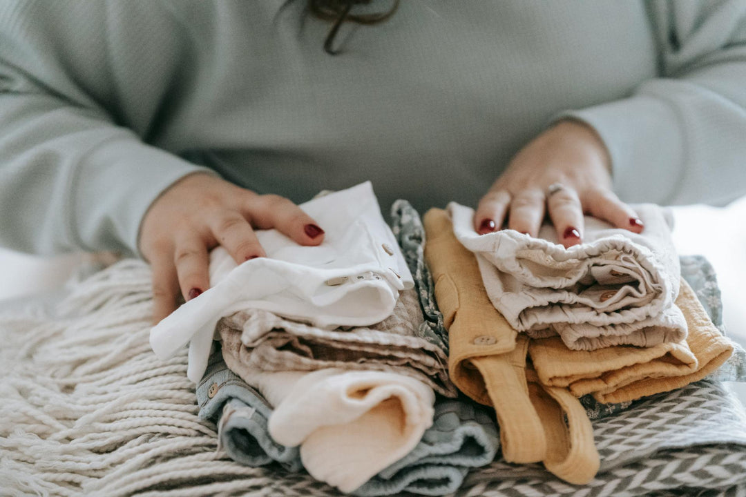How to Choose Between Disposable and Reusable Incontinence Products