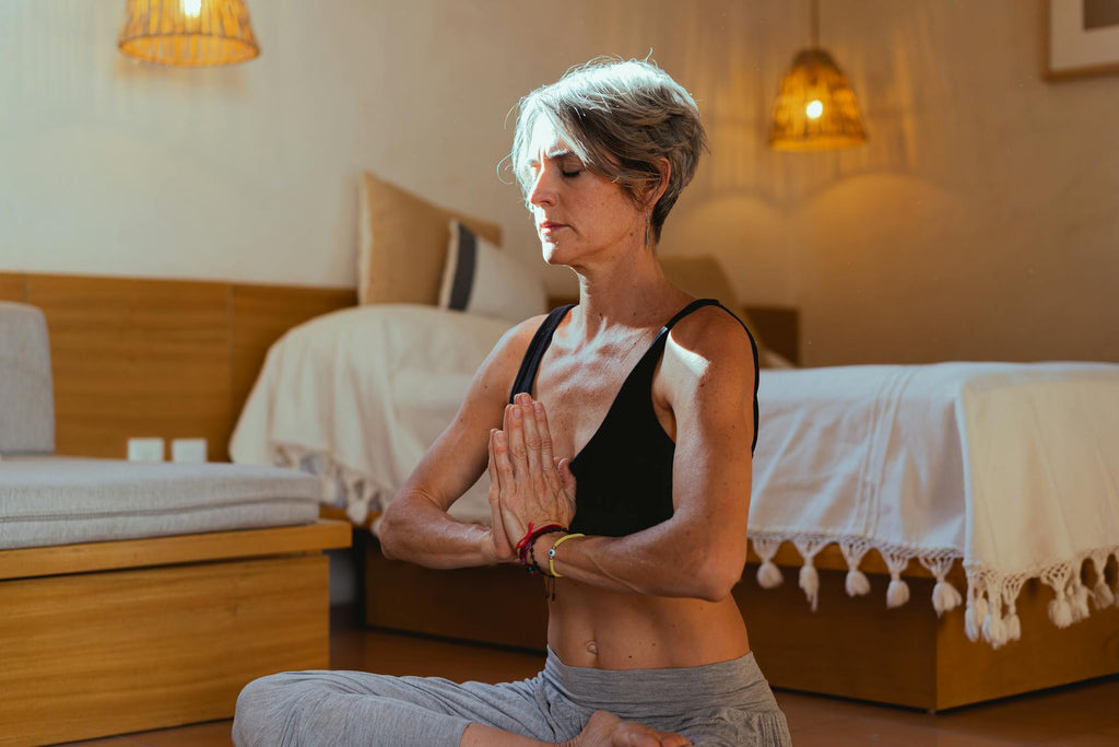 Prolapsed Bladder and Incontinence: Symptoms, Treatment & Incontinence Products